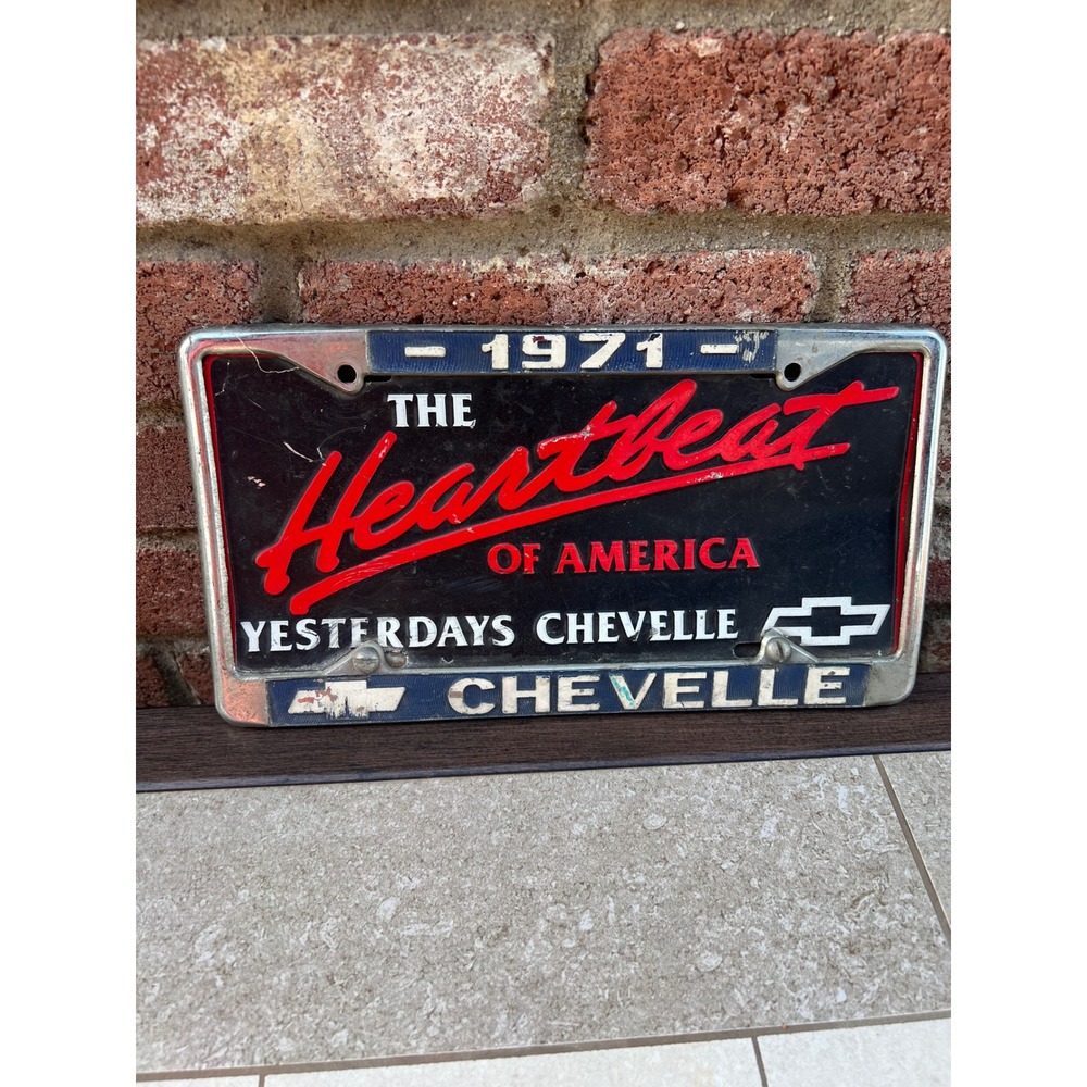 Vintage 1971 Chevrolet Chevelle Heartbeat of America License Plate Chrome Frame